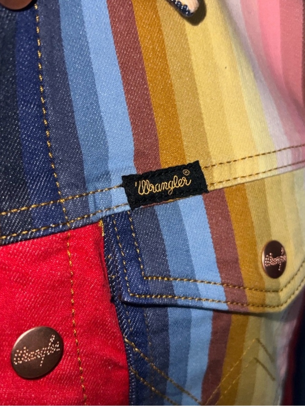 Wrangler Multicolor Striped Bootcut Pants & Jacket Set - Picture 3 of 10